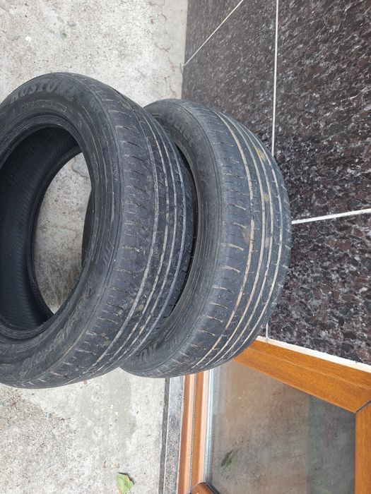 Продается шины 2 штук
