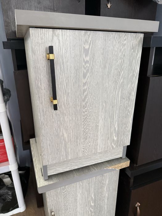 Divan sotiladi sotiladi