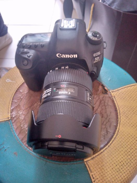 Canon  5D mark 4