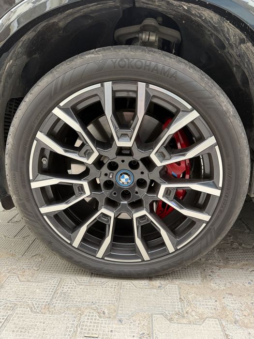 Резина Yokohama 315/35r21
