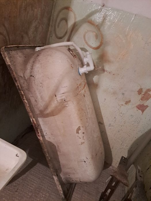 Раковина и ванна продам