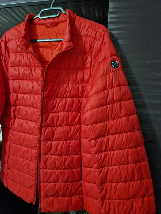 Geaca dama toamna marimea L . Stare excelenta.