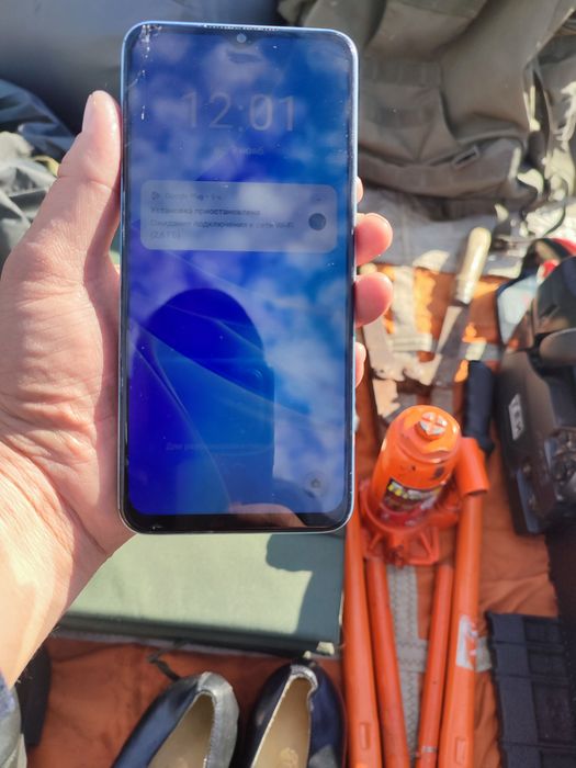 Продам смартфон почти новый