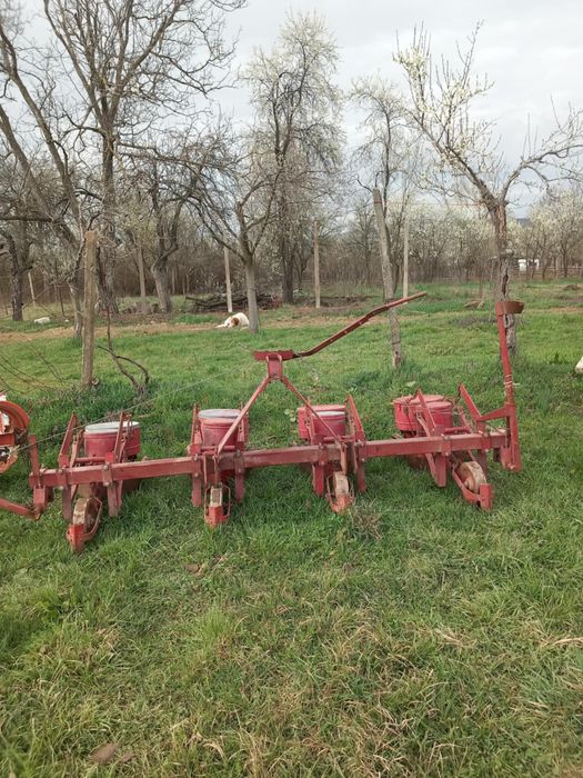 De vanzare samanatoare porumb