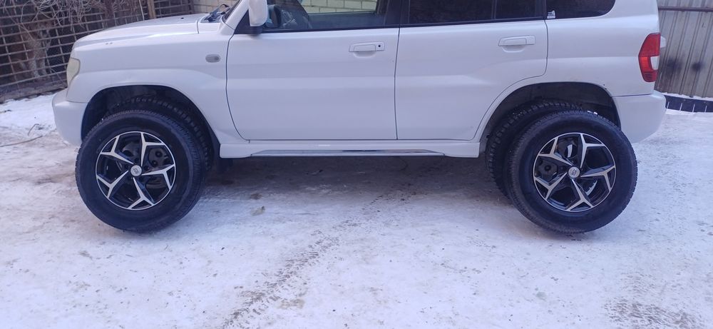 Продам машину Митсубиси Паджеро