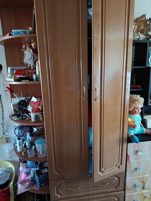 Продам отличный шкаф