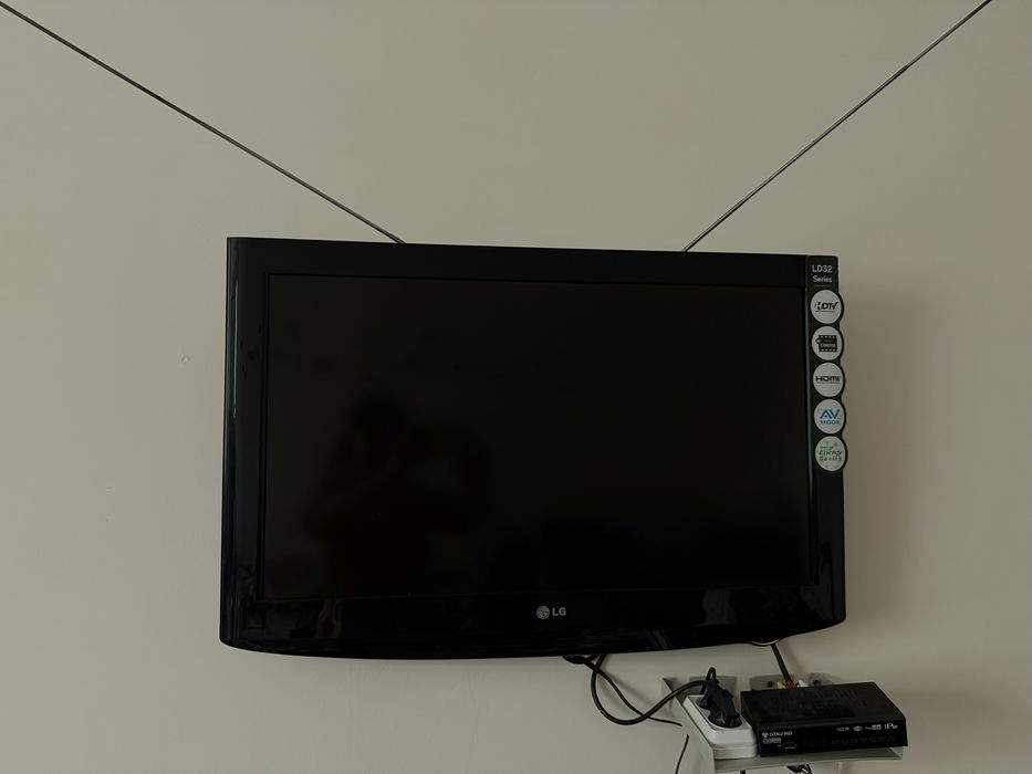 Продам LG телевизор