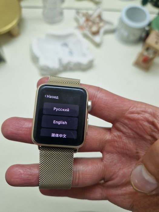 Apple Watch (Gold) + AirPods с чехлом