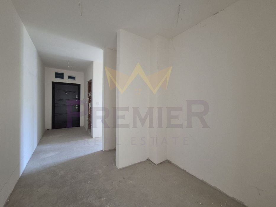 Продава се Тристаен апартамент в Бургас, Меден рудник - зона Д - 131 кв.м за 563 €/кв.м - Снимка #2