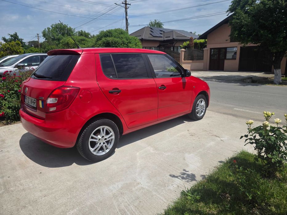 Skoda Fabia-  facelift 2009 -Provenienta Porsche RO  de catre Prim Proprietar!150000km-Pret 1650E