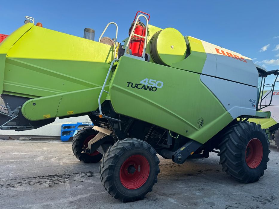 De vanzare 2 combini claas