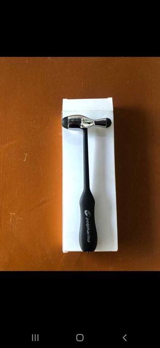 Продается Неврологический молоток.