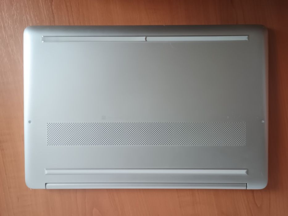 „HP i7 Gen11 / 16GB / SSD 1TB / baterie foarte bună”