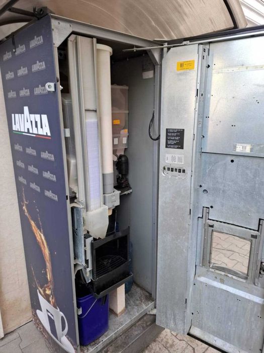 КАФЕ машина - вендинг автомат