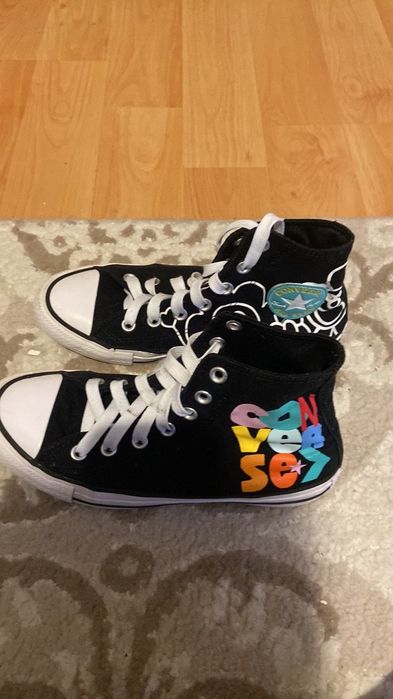 Converse Chuck Taylor “Happy faces”