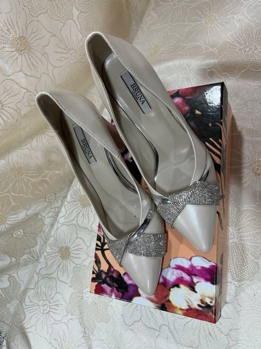 38 razmer ayvoriy tuflik