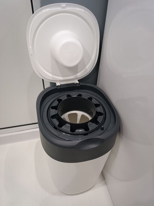 Кош за памперси tommee tippee