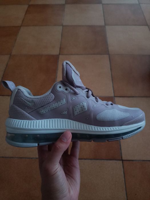Nike Air Max Genome