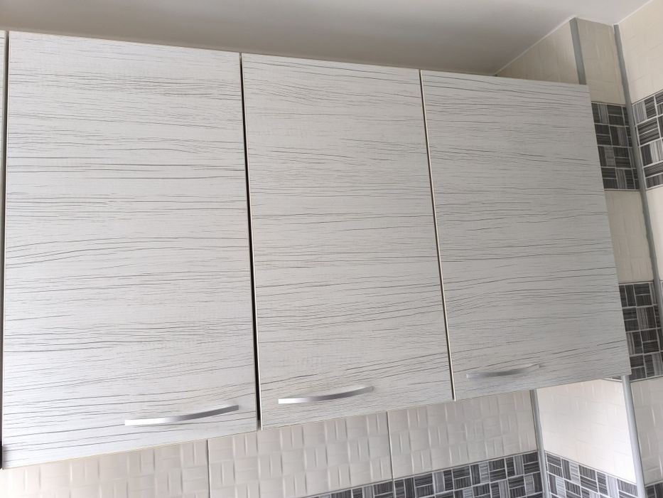 Corp suspendat bucatarie