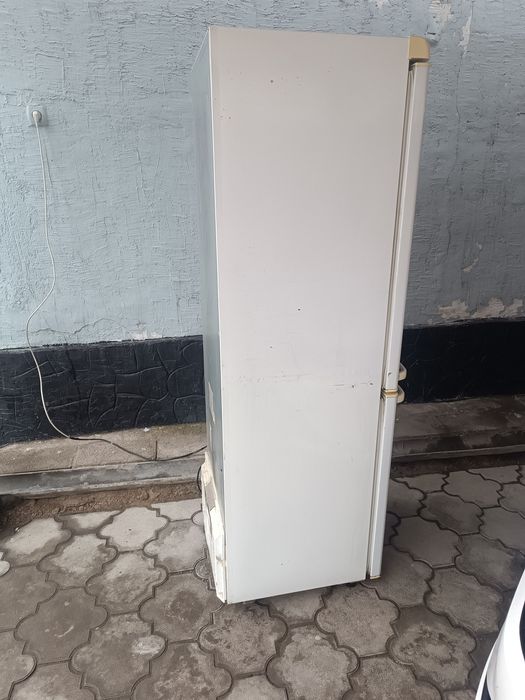 Холодильник бу..