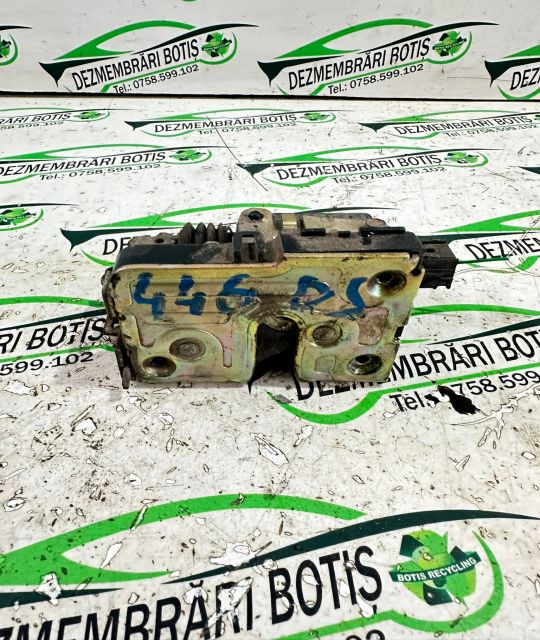 Broasca usa spate dreapta Dacia Logan prima generatie