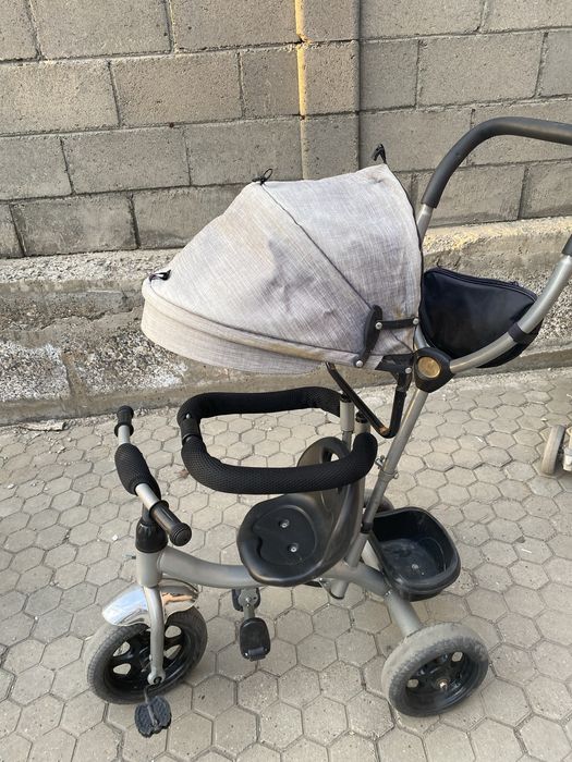 Велосипед коляска в хорошем состояний