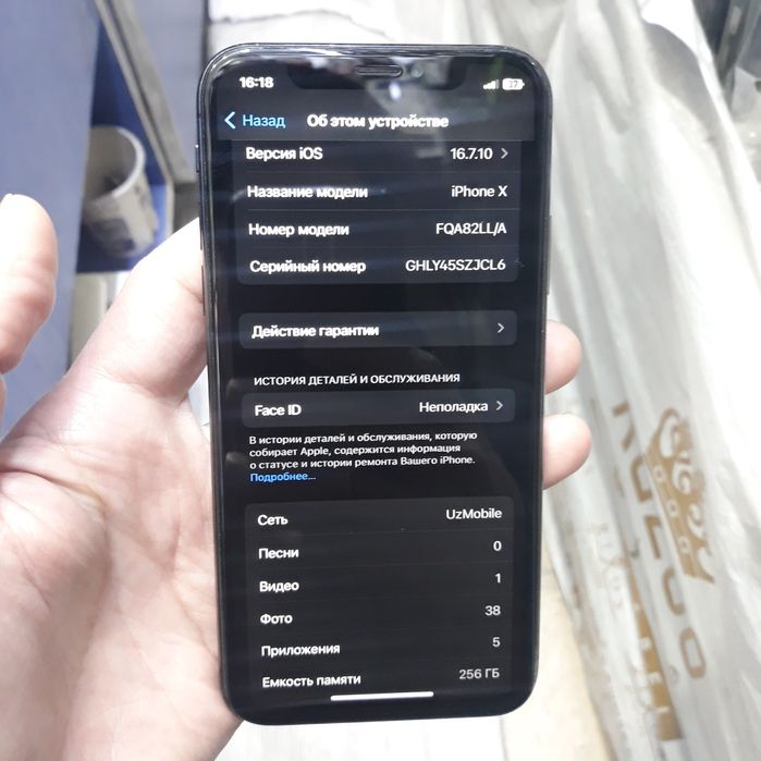 iPhone X pameti 256gb