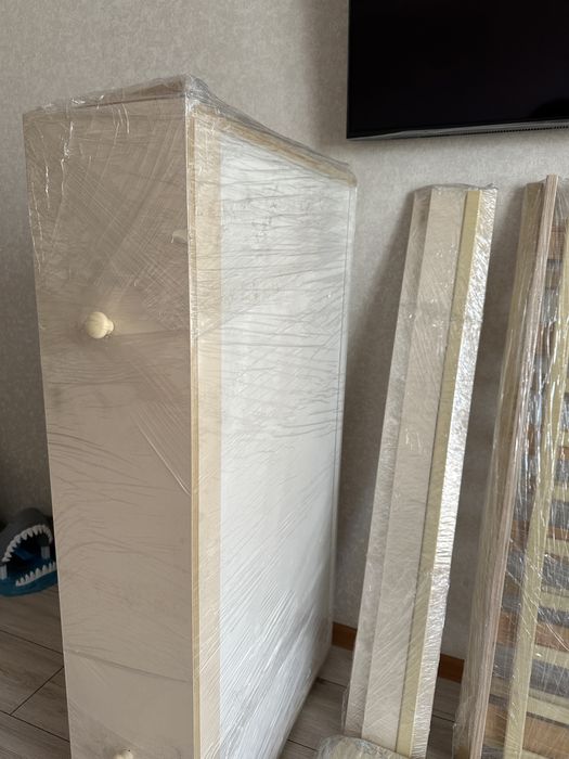 Детская кровать - манеж