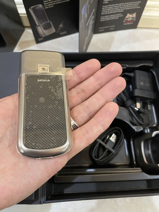 Nokia 8800 e-1 Carbon Arte