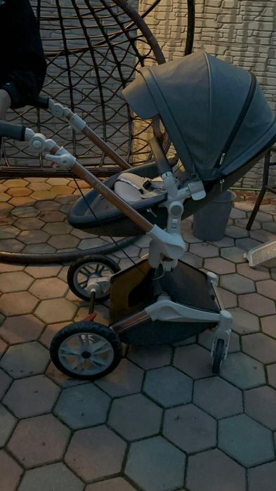 Коляска в отличном состоянии