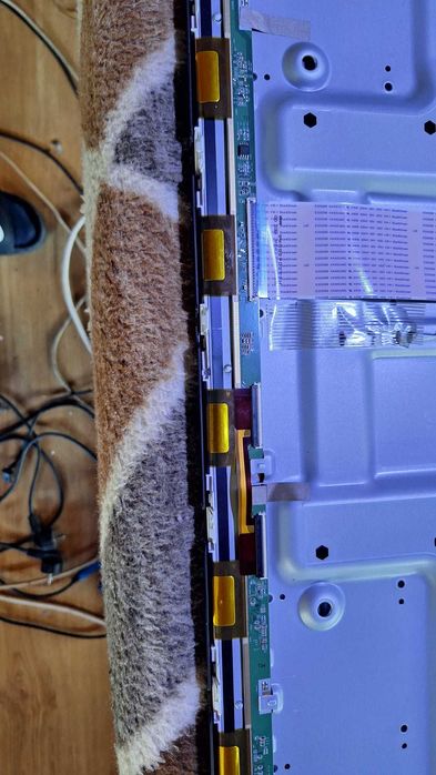 reparatii tv led,resoftari placi de baza tv led,lcd,reparatii display