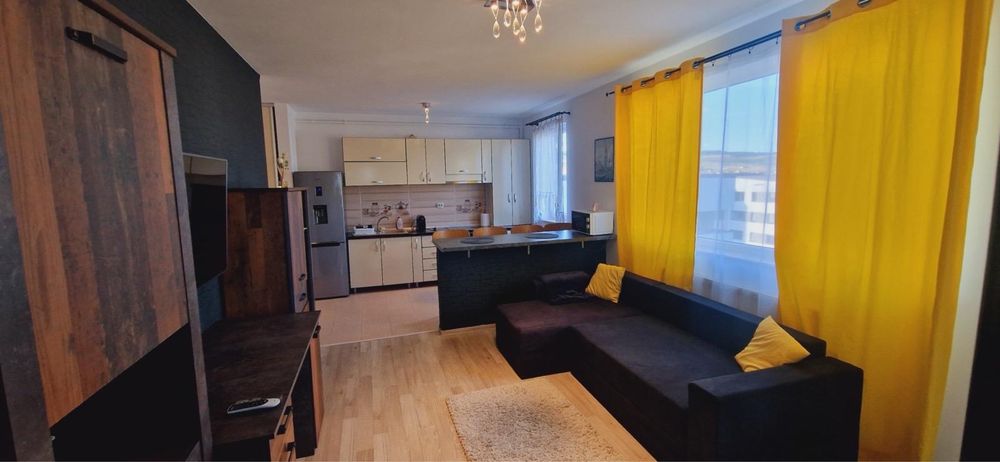 Inchiriere apartament Floresti
