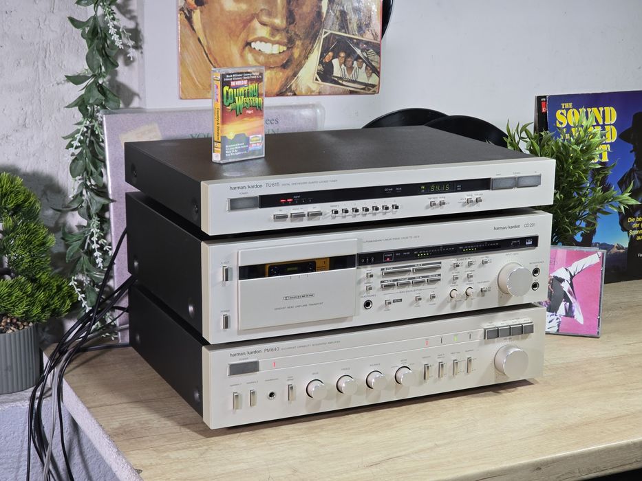Linie audio HARMAN KARDON, amplificator PM-640, deck  CD-291, tuner TU
