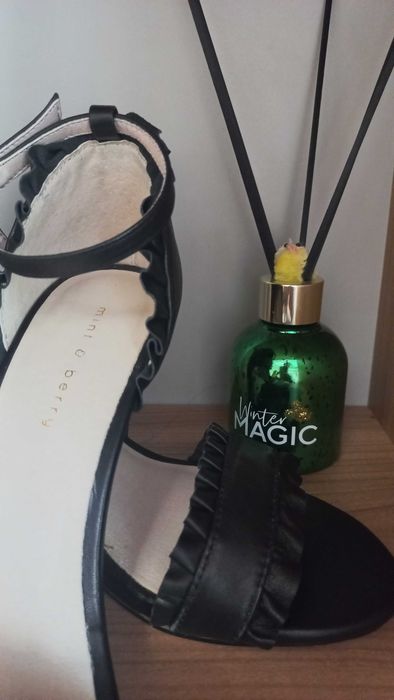 Сандал естествена кожа