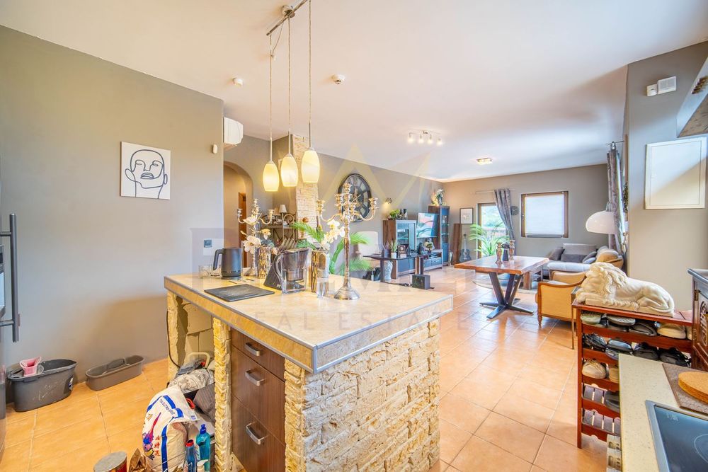 Продава се Къща в Варна, Изгрев - 180 кв.м за 2667 €/кв.м - Снимка #6