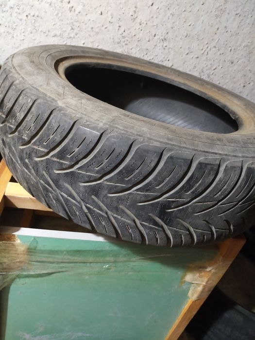 Продам резину 185/65/15