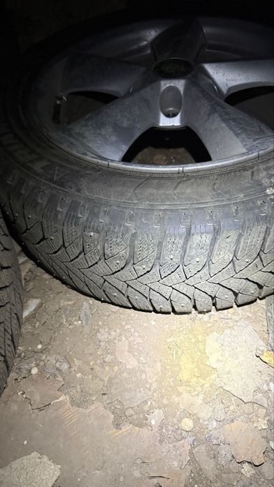 Зимние шины 205/55 R16