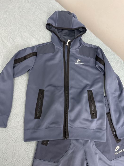 Спортивный костюм Nike