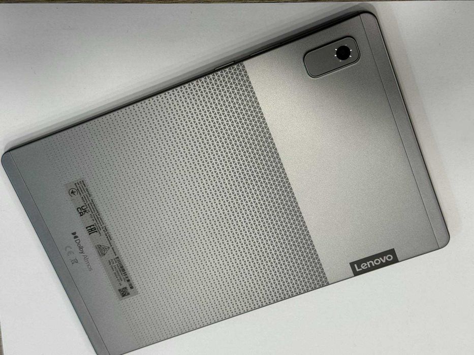 Таблет Lenovo Tab M9 + Case