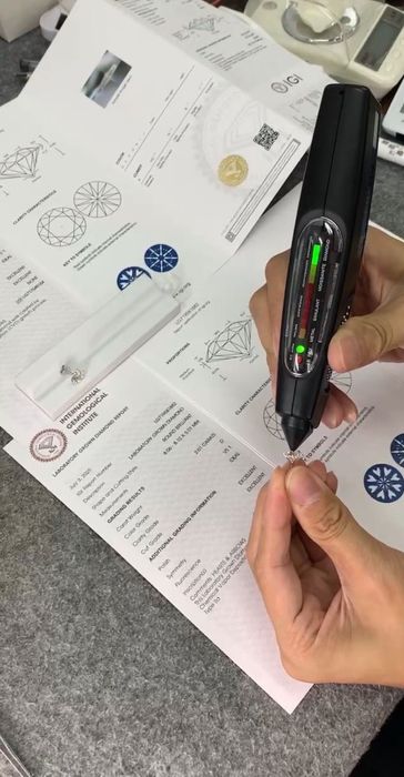 Серьги с бриллиантами