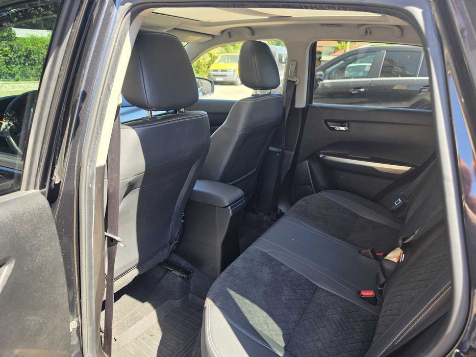 Vind Suzuki Vitara 1.4 ALLGRIP Luxus