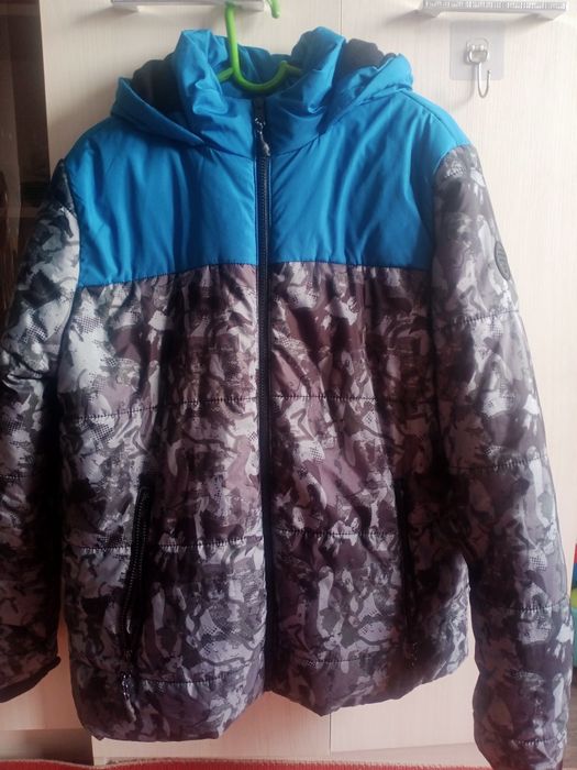 Зимняя куртка, размер L