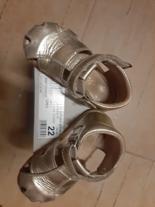 Детски сандали Mrugala