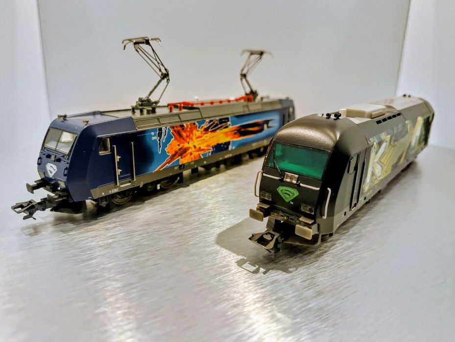 Locomotive trenulet electric Superman Edition