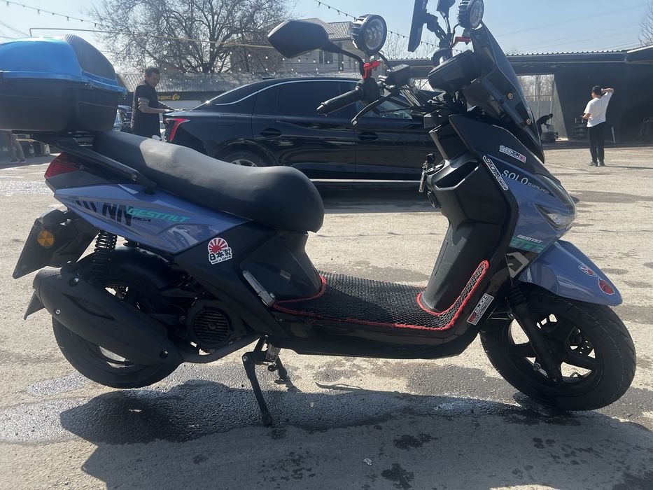 СРОЧНО продаеться мопед