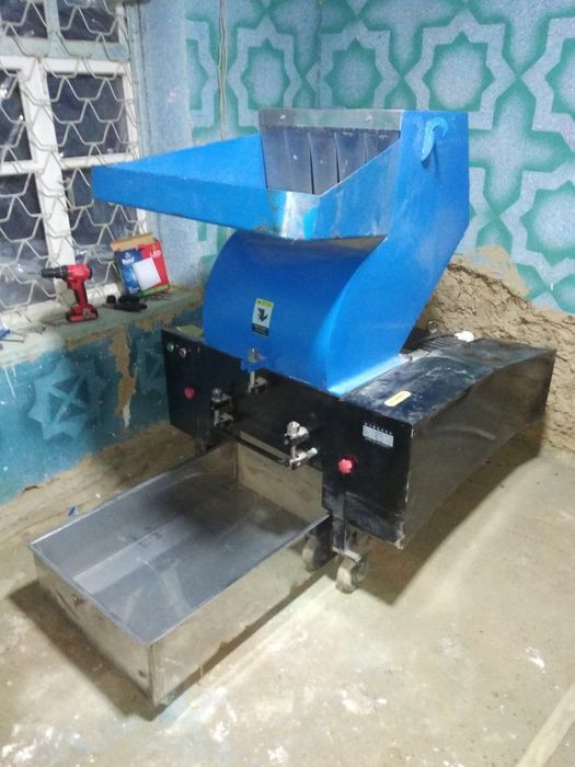 Дробилка  15 кв 380 в Ппх, ПП, Пэт и жидкий обой.