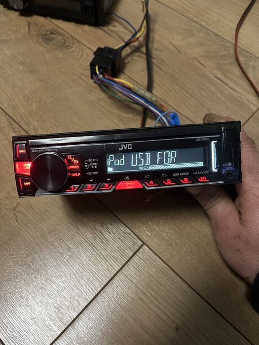 СД за автомобил JVC