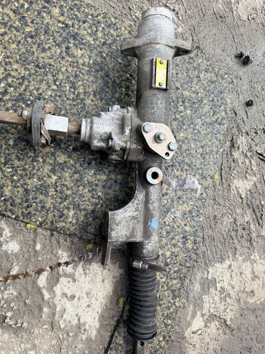 Рулевая рейка на ауди 80 б4