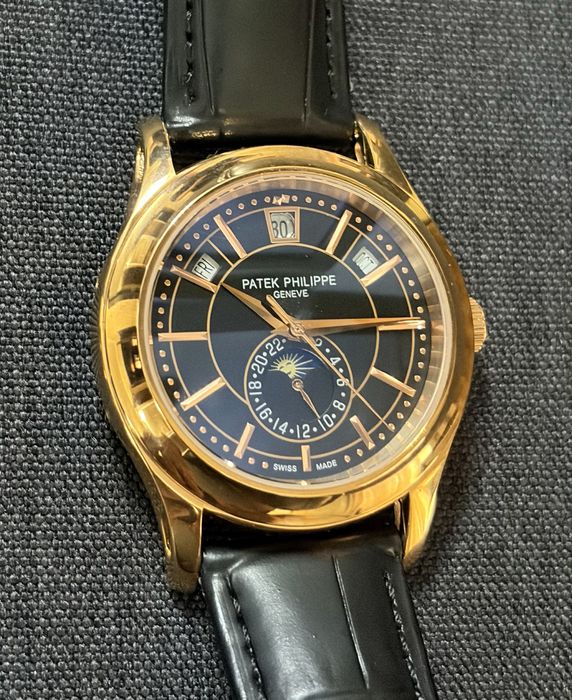 Часы Patek Philippe Annual Calendar