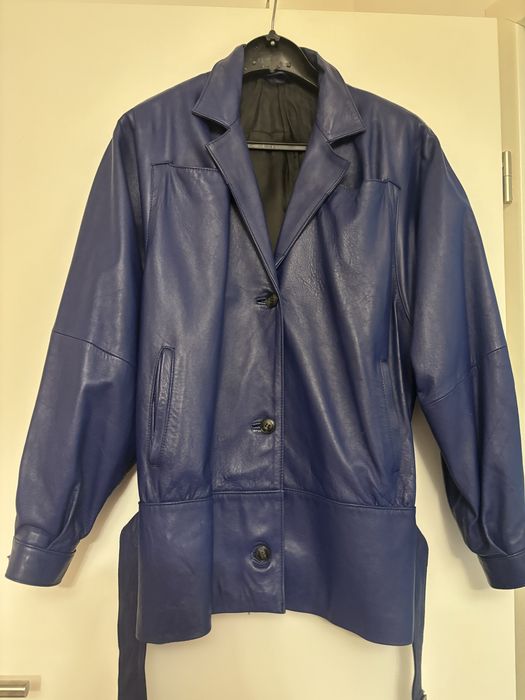 Haină damă din piele de oaie cu patru buzunare